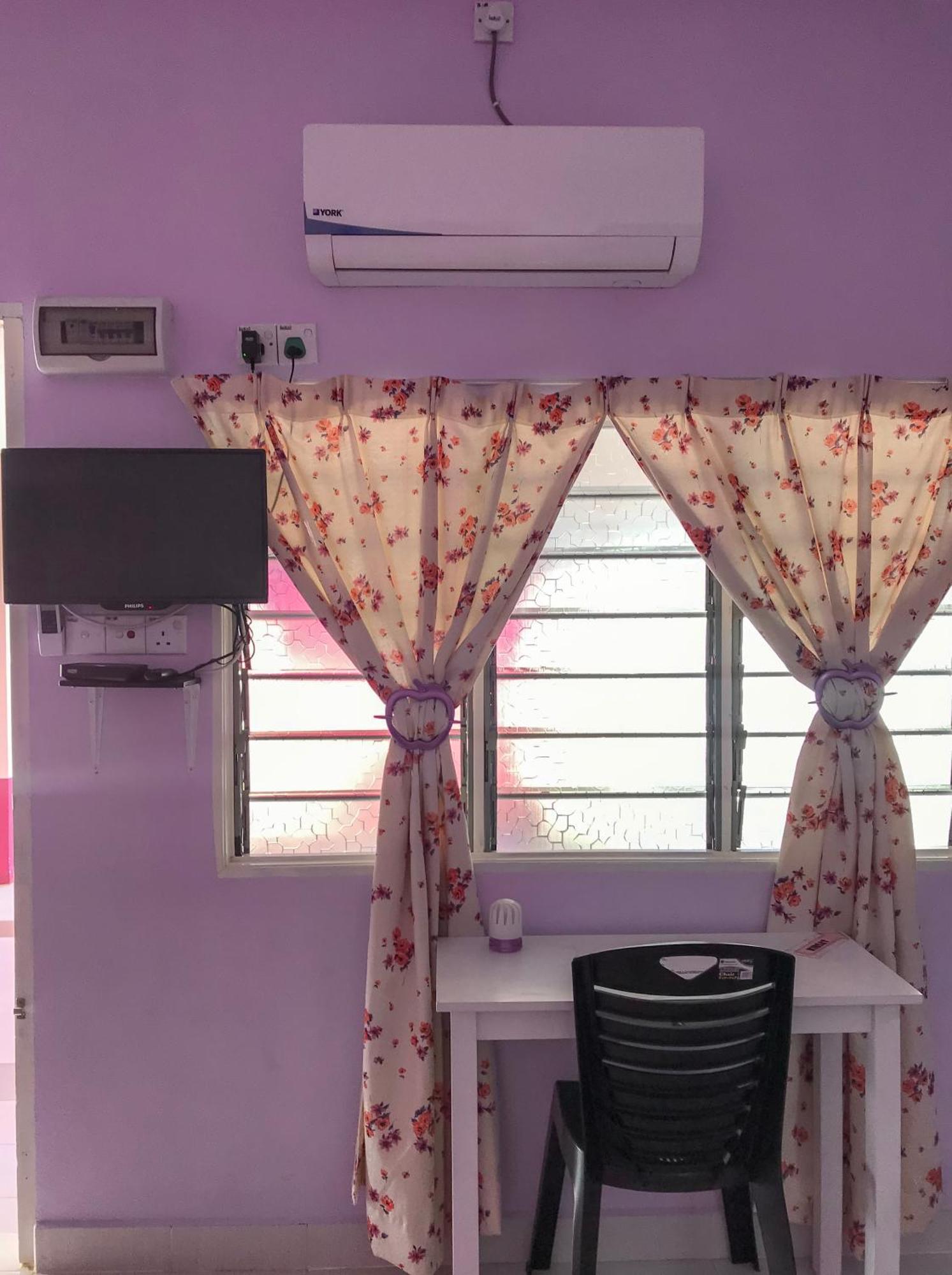 Rayyan'S Roomstay Pantai Kok Extérieur photo